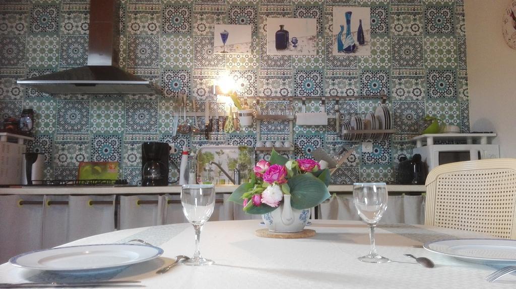 Gite Atypique Dans Une Chapelle Briec エクステリア 写真